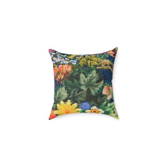 Floral patterned pillow 