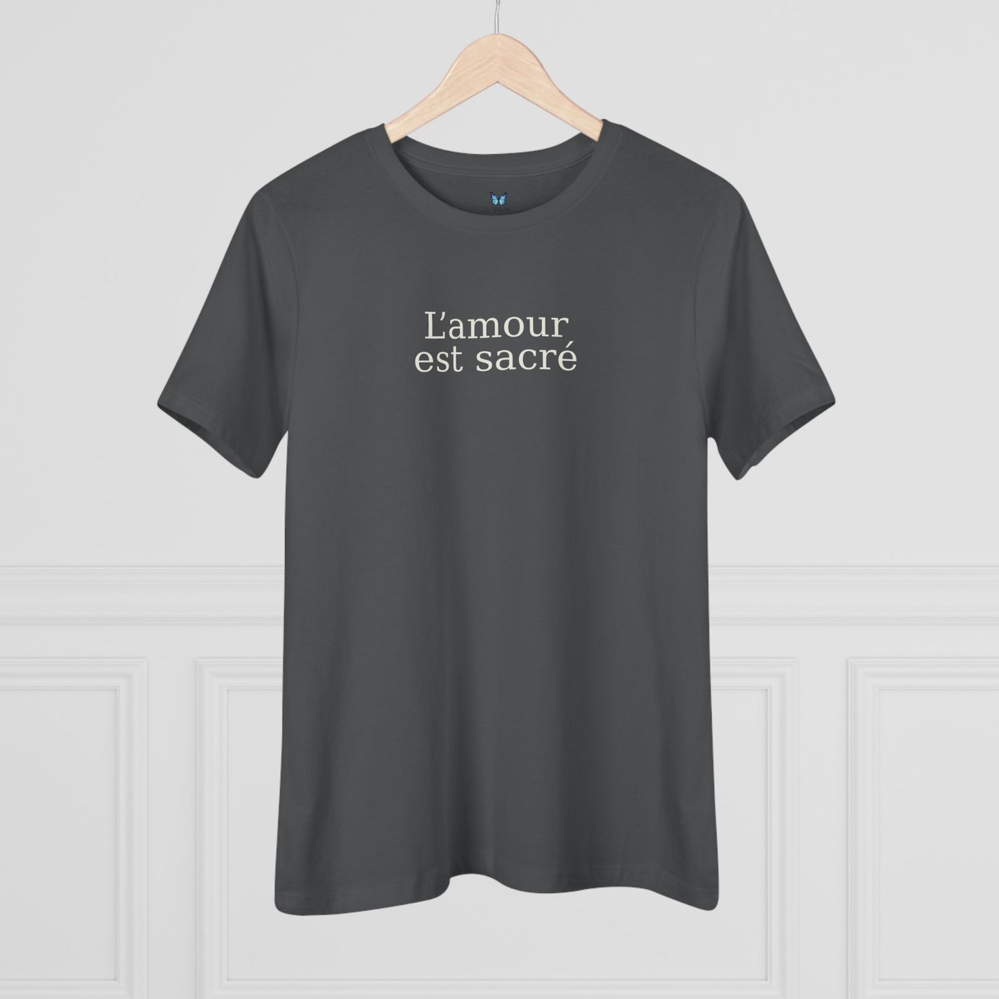 "L'amour est sacré" - Women's Cotton Tee